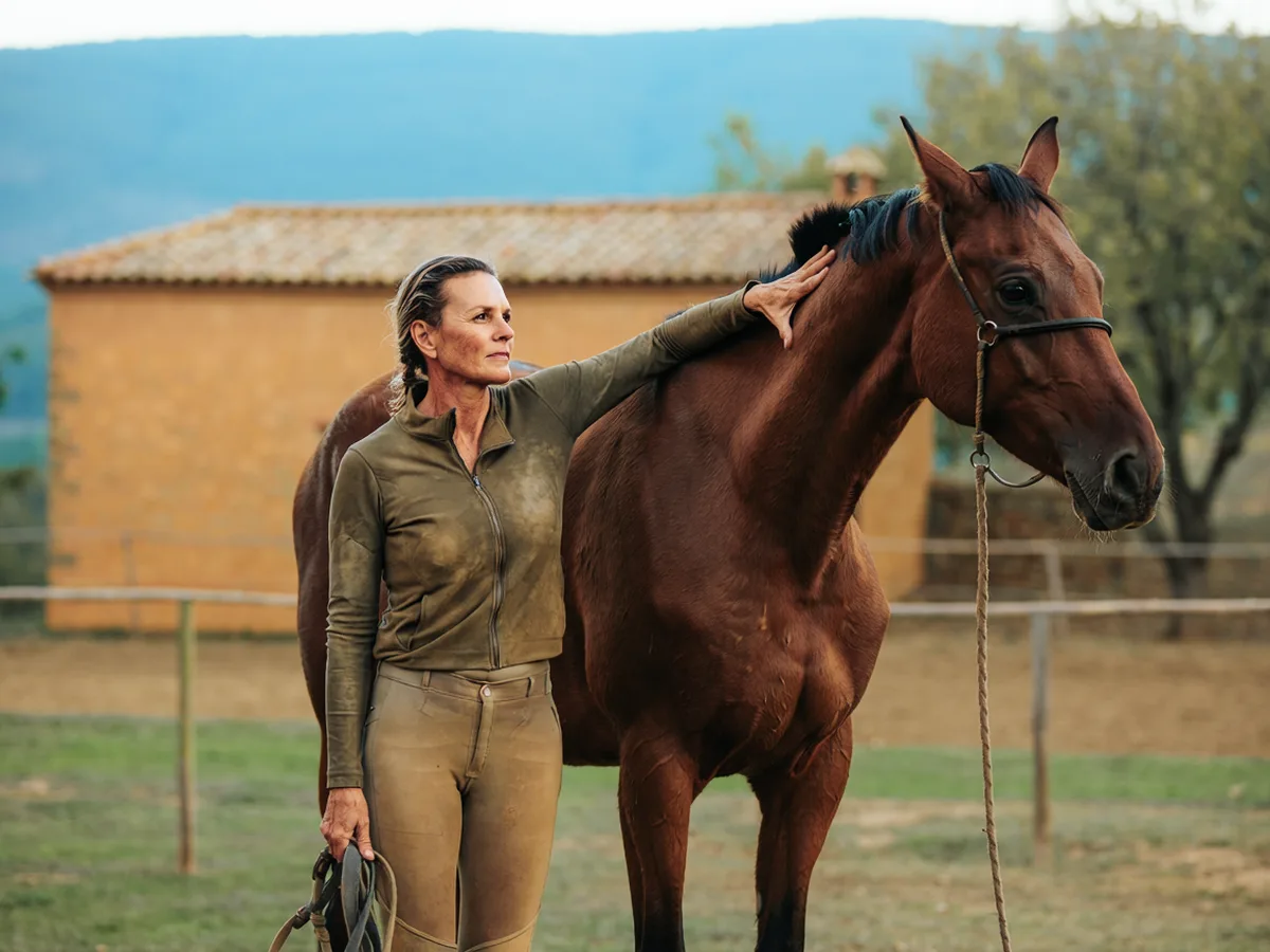 Cours d'équitation à Sainte-Foy-Saint-Sulpice, Loire